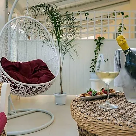 Artemide Hotel 3*