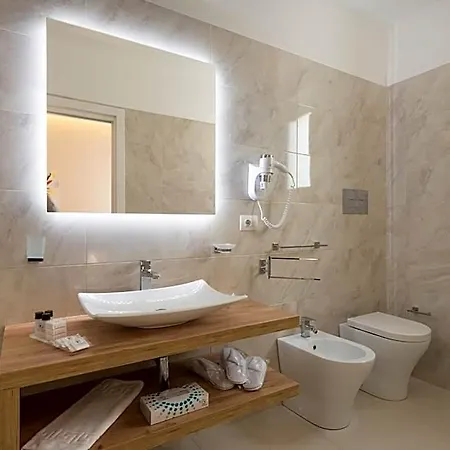 Artemide