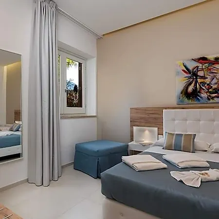 Artemide