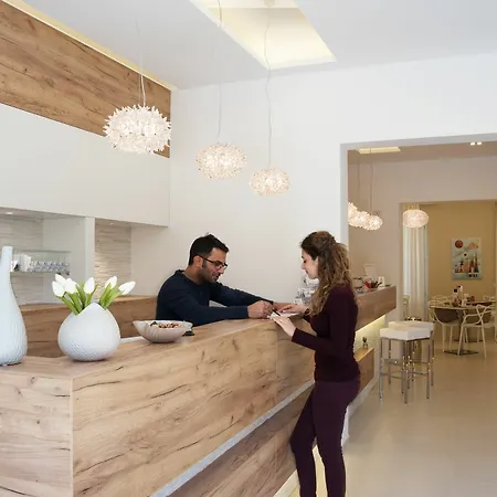 Artemide Отель 3*