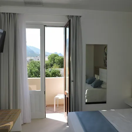 Artemide